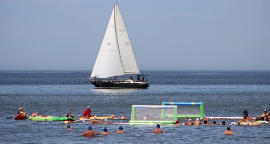 Torneo de waterpolo beach en La Paloma