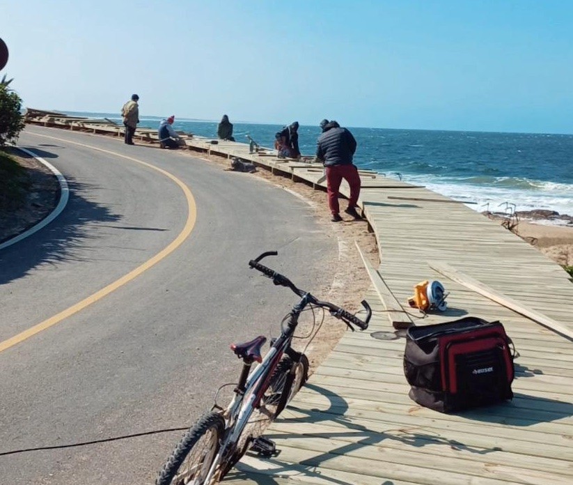 La Pedrera tiene nuevos accesos a las playas y veredas de madera 